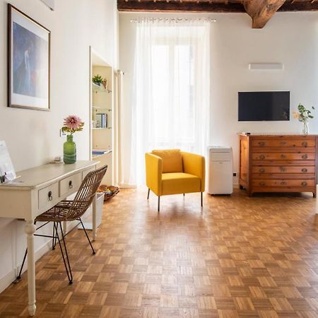 Charming Joivy Flat Next To Duomo Di 科莫 外观 照片